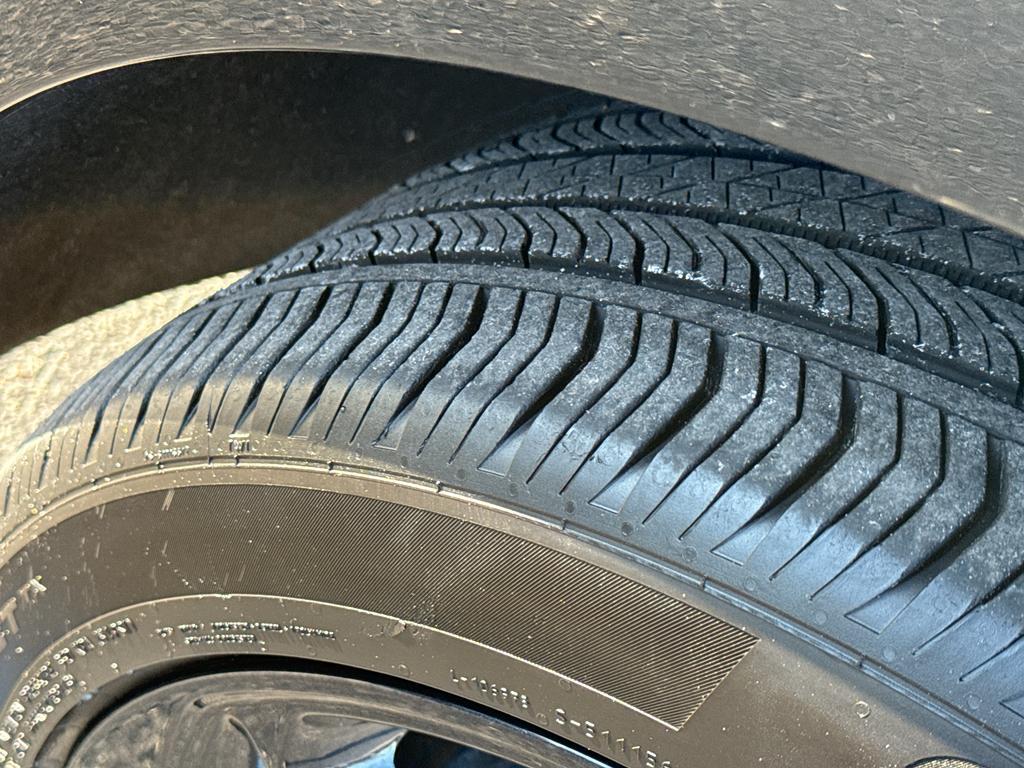 used 2025 Buick Envision car, priced at $31,795