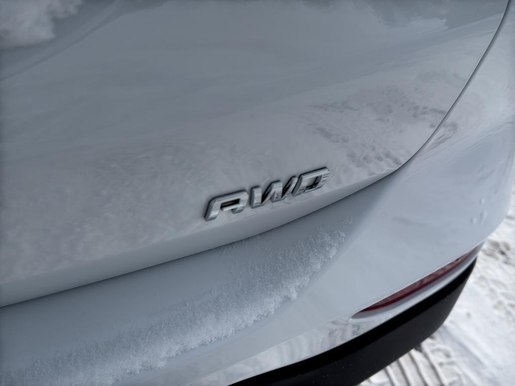 used 2023 Chevrolet Equinox car, priced at $22,695