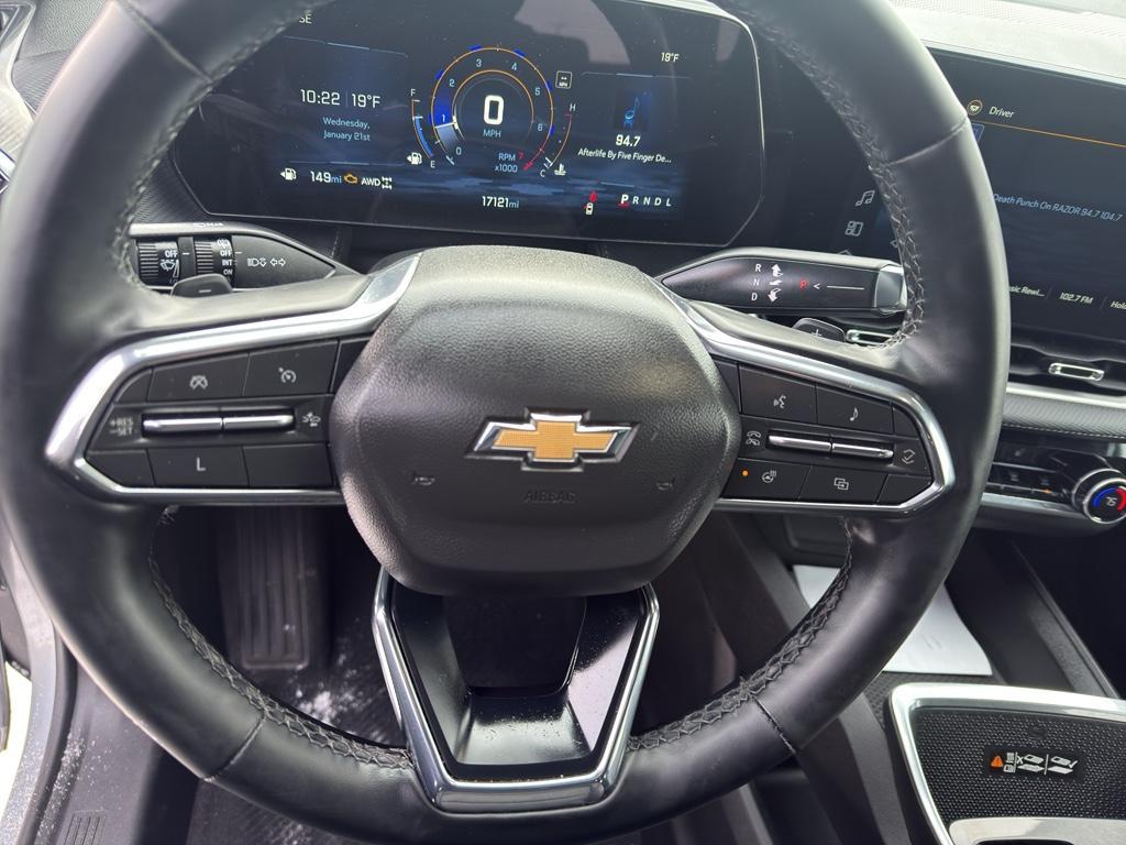 used 2025 Chevrolet Equinox car, priced at $27,995