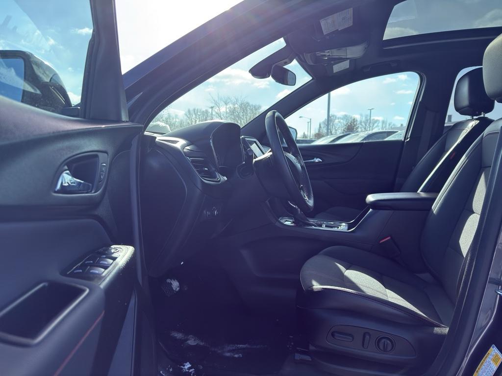 used 2022 Chevrolet Equinox car, priced at $22,399