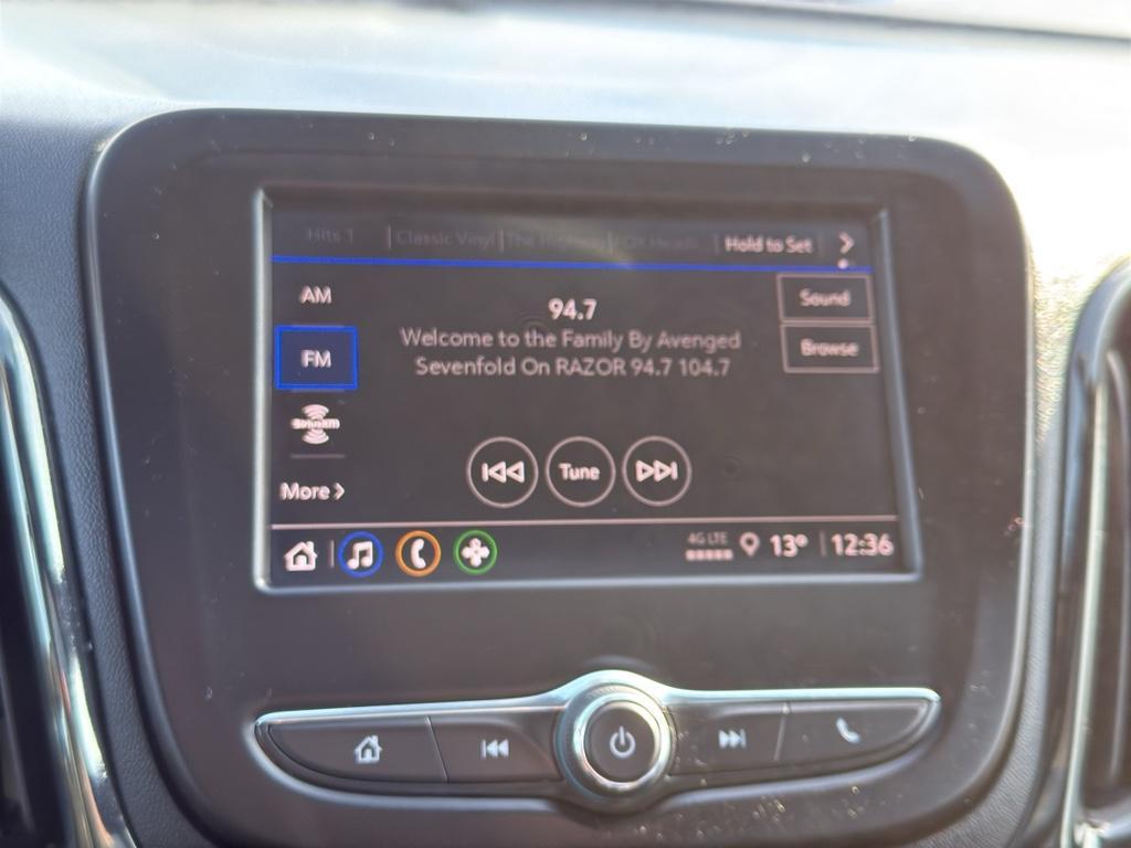 used 2022 Chevrolet Equinox car, priced at $22,399