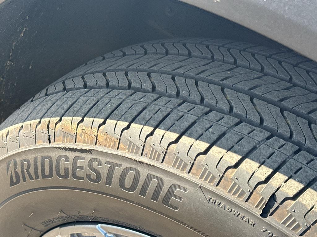 used 2025 GMC Acadia car, priced at $36,595