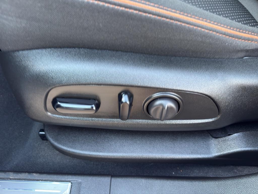 used 2023 GMC Acadia car, priced at $33,495