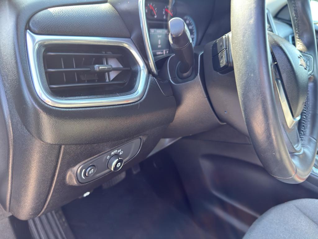 used 2018 Chevrolet Equinox car, priced at $10,999