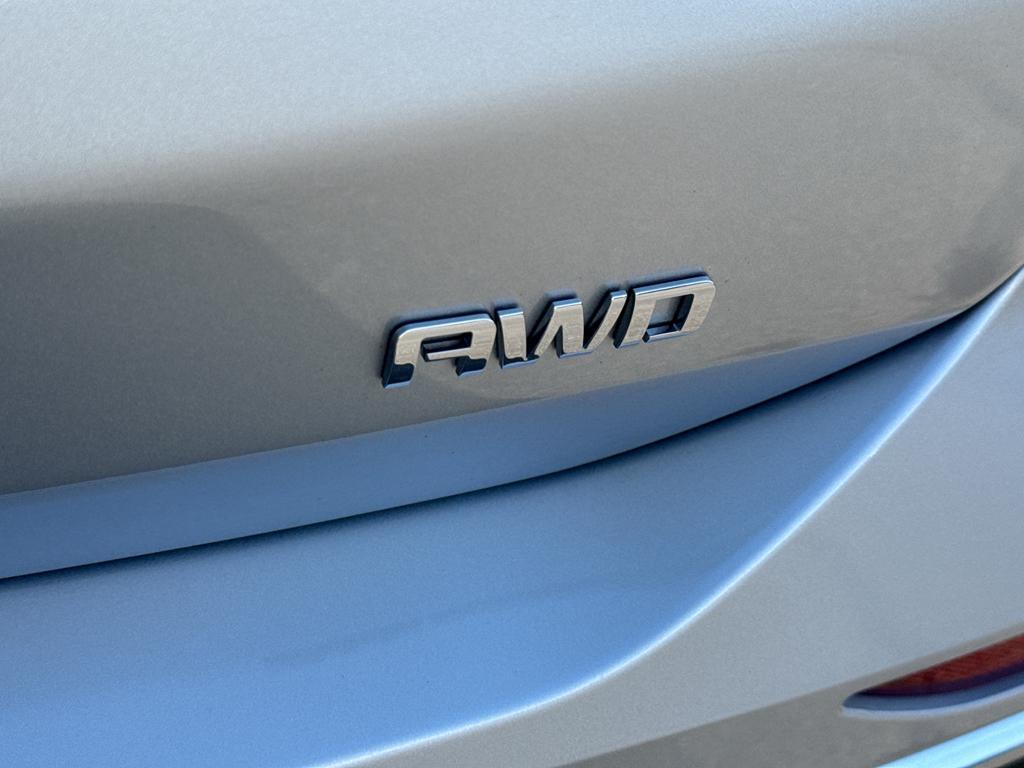 used 2018 Chevrolet Equinox car, priced at $10,999