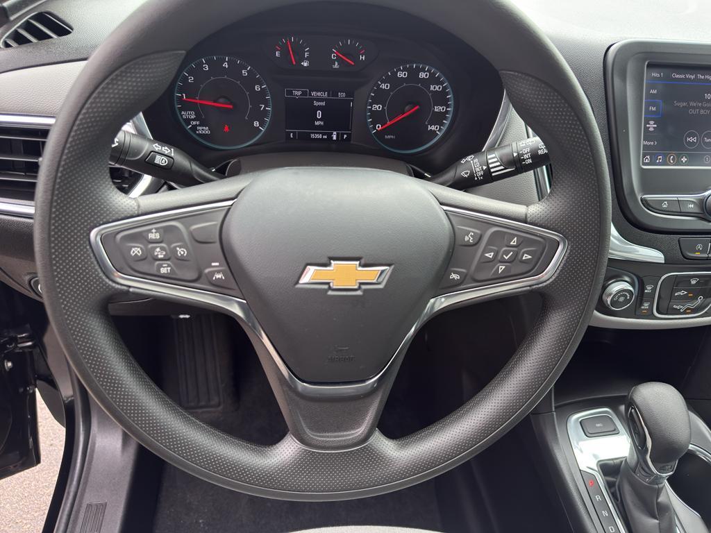 used 2024 Chevrolet Equinox car, priced at $22,999