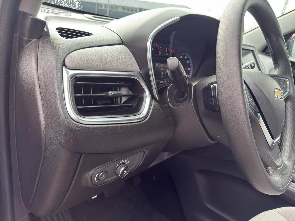 used 2024 Chevrolet Equinox car, priced at $22,999