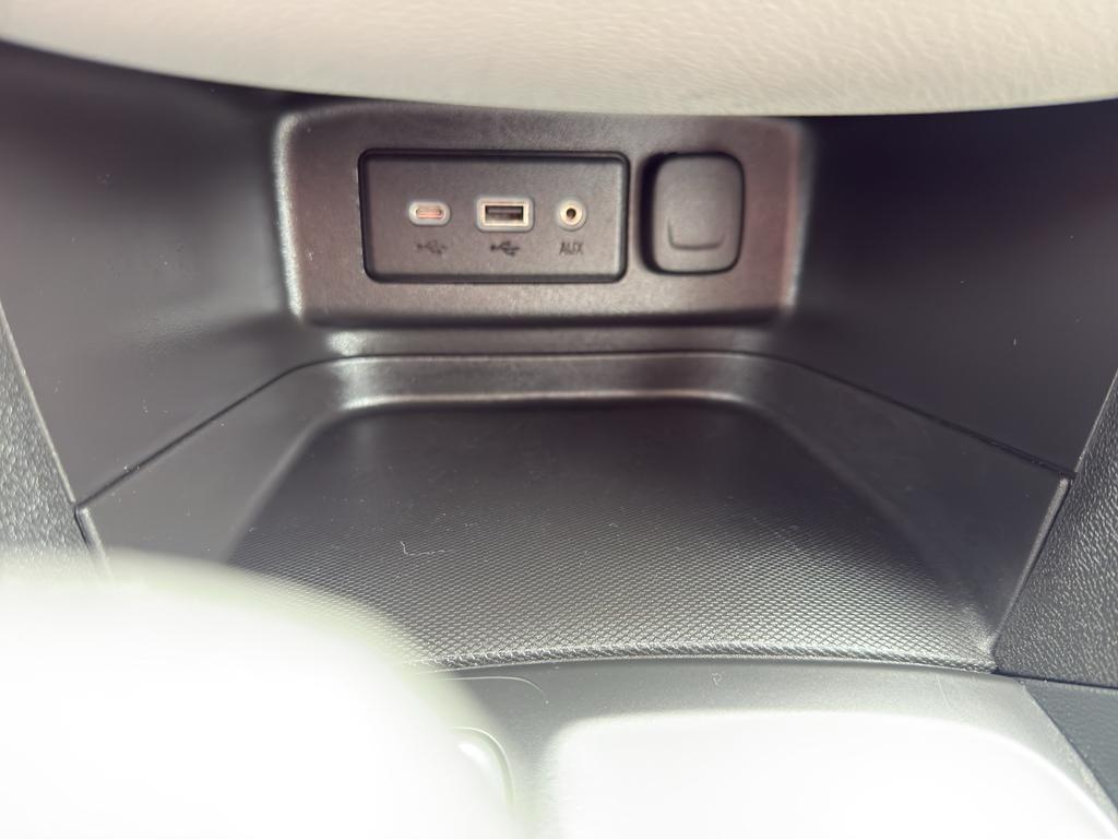used 2024 Chevrolet Equinox car, priced at $22,999