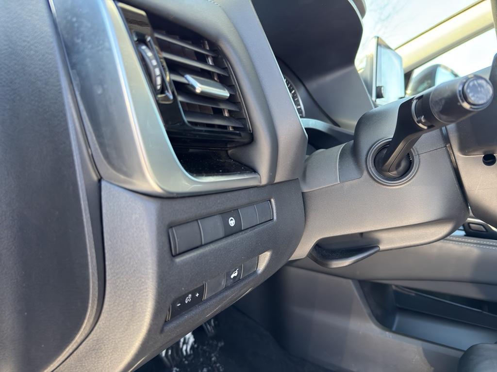 used 2022 Nissan Rogue car, priced at $24,290