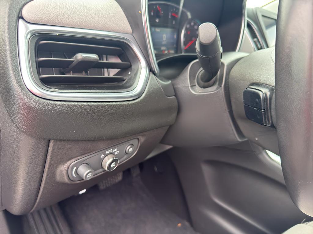 used 2021 Chevrolet Equinox car, priced at $19,995
