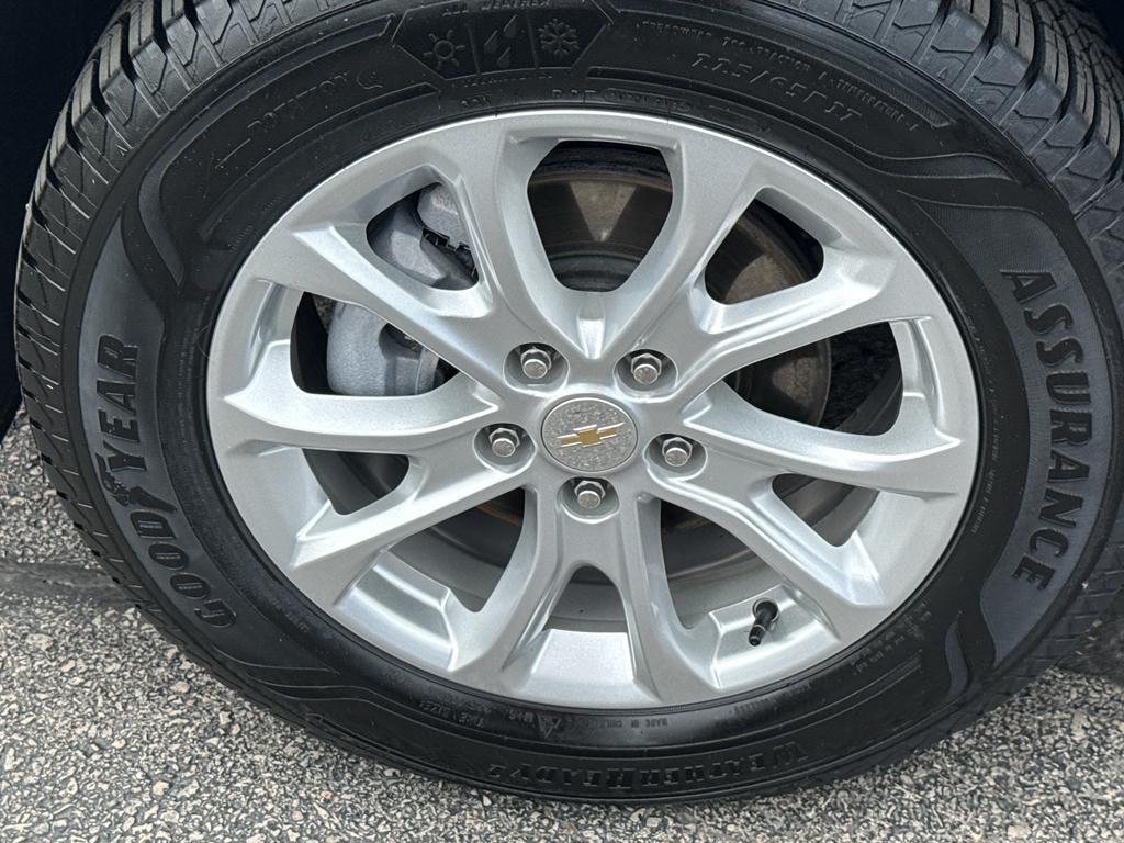 used 2021 Chevrolet Equinox car, priced at $19,995
