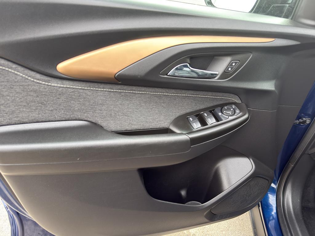 used 2023 Chevrolet TrailBlazer car, priced at $23,295