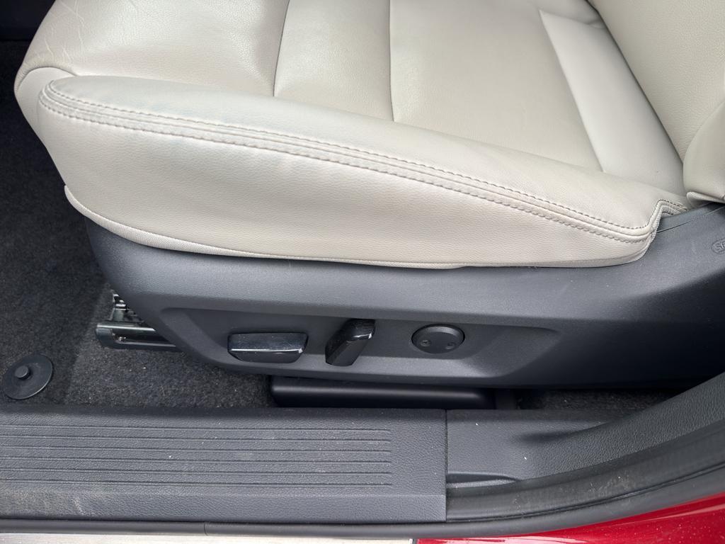 used 2023 Nissan Rogue car, priced at $29,999