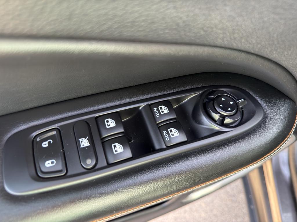 used 2020 Jeep Compass car, priced at $16,495