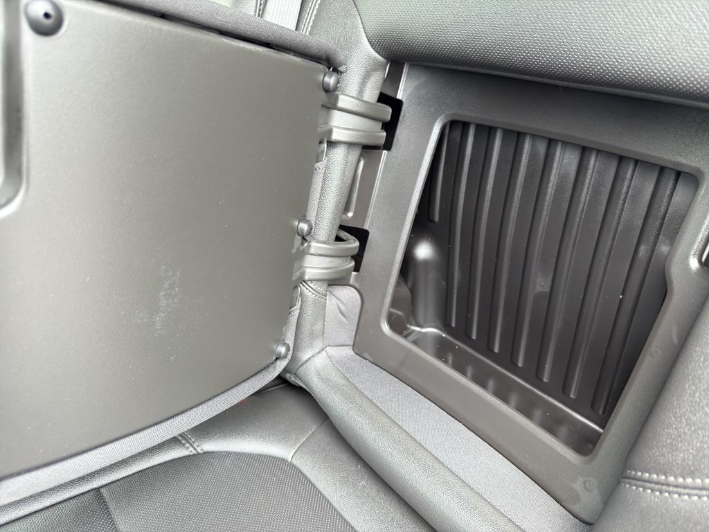 2021 Silver Ice Metallic Chevrolet Silverado 1500