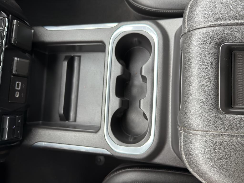 2021 Silver Ice Metallic Chevrolet Silverado 1500