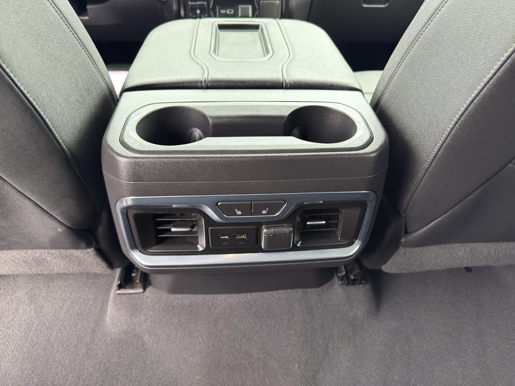 2021 Silver Ice Metallic Chevrolet Silverado 1500