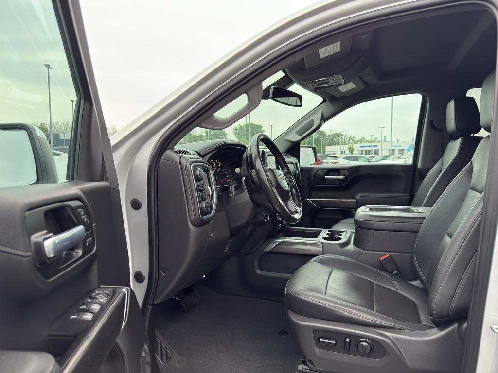 2021 Silver Ice Metallic Chevrolet Silverado 1500