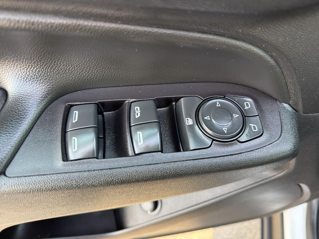 used 2019 Chevrolet Equinox car, priced at $15,995