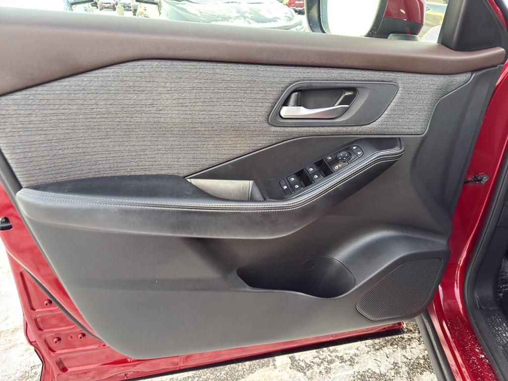 used 2023 Nissan Rogue car, priced at $23,290