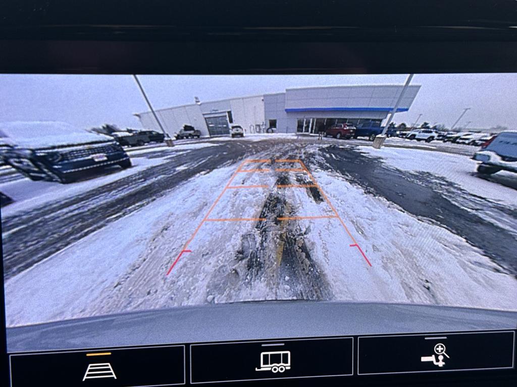 used 2022 Chevrolet Traverse car, priced at $32,695