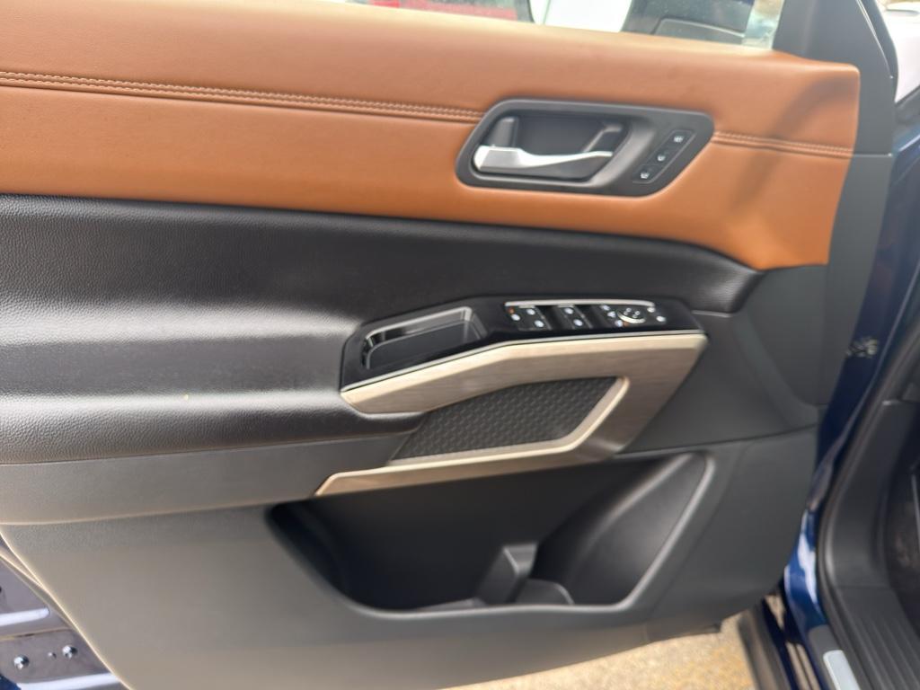 used 2024 Nissan Pathfinder car, priced at $40,690