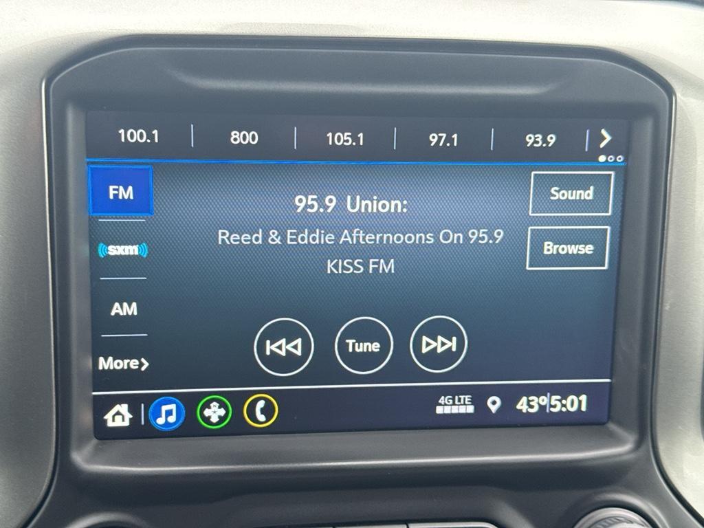 used 2021 Chevrolet Silverado 1500 car, priced at $39,395