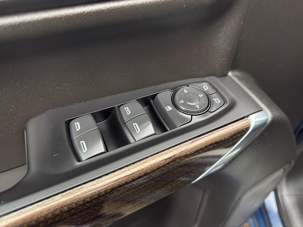 used 2021 Chevrolet Silverado 1500 car, priced at $39,395