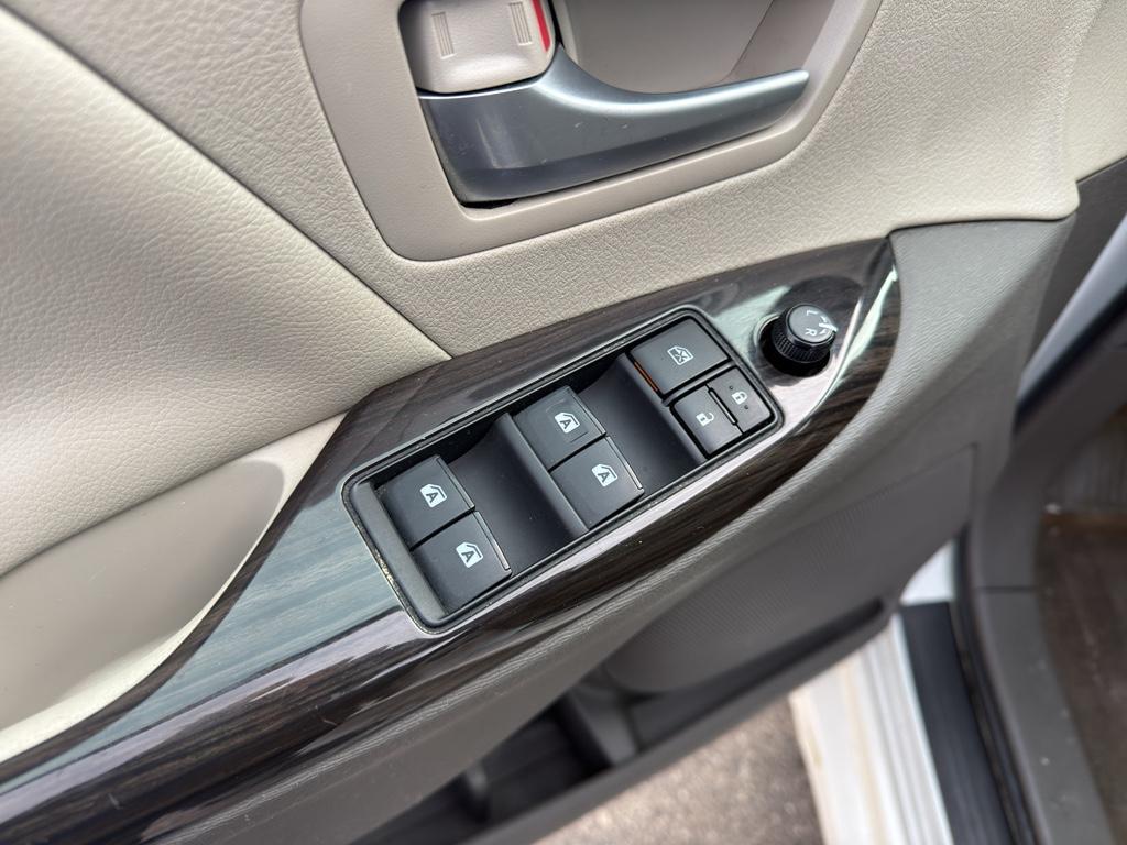 used 2018 Toyota Sienna car, priced at $21,995