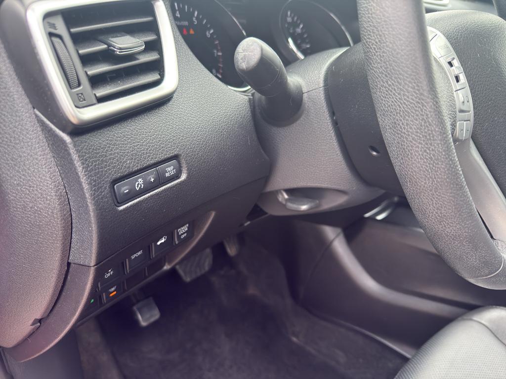 used 2015 Nissan Rogue car, priced at $12,995