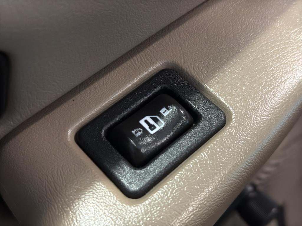 used 2004 GMC Sierra 1500 car, priced at $29,995