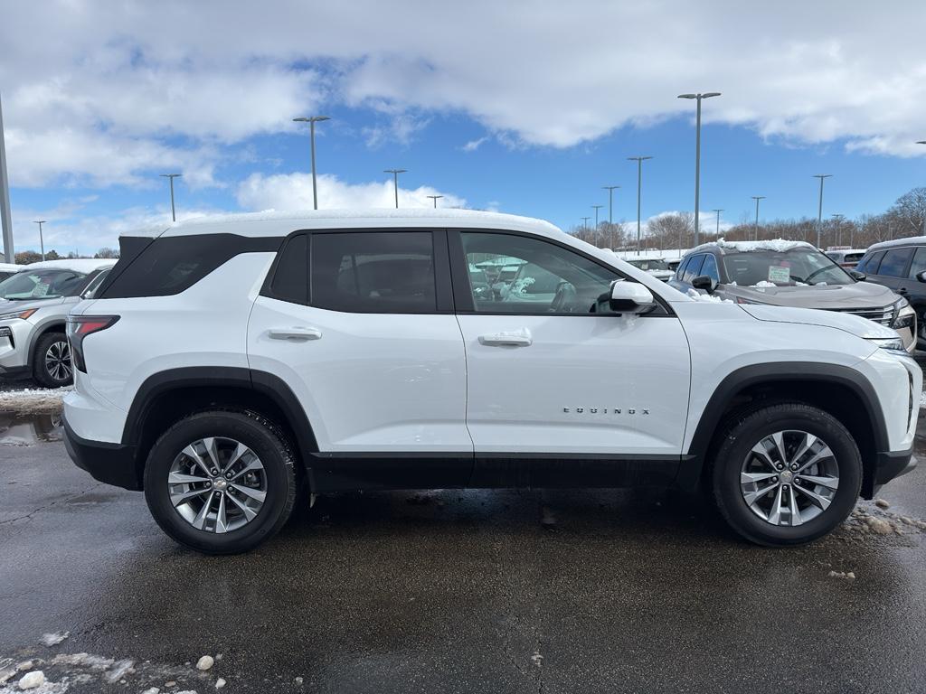 used 2025 Chevrolet Equinox car, priced at $26,299