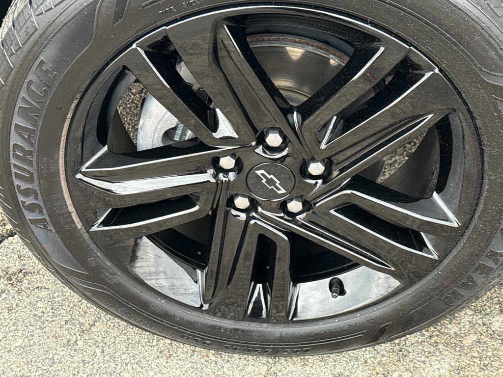 used 2025 Chevrolet Trax car, priced at $24,295