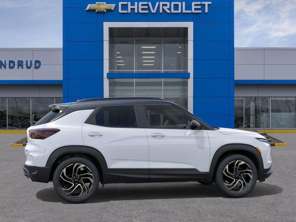new 2026 Chevrolet TrailBlazer car, priced at $33,521