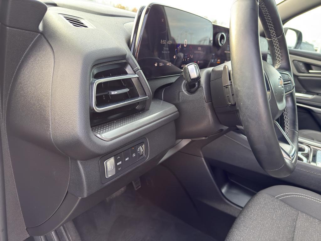 used 2024 Chevrolet Traverse car, priced at $33,799