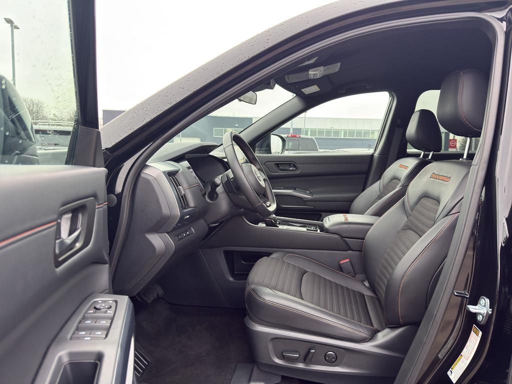 used 2025 Nissan Pathfinder car, priced at $38,290