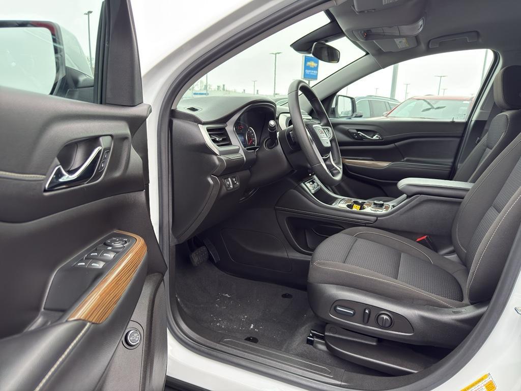 used 2023 GMC Acadia car, priced at $29,399
