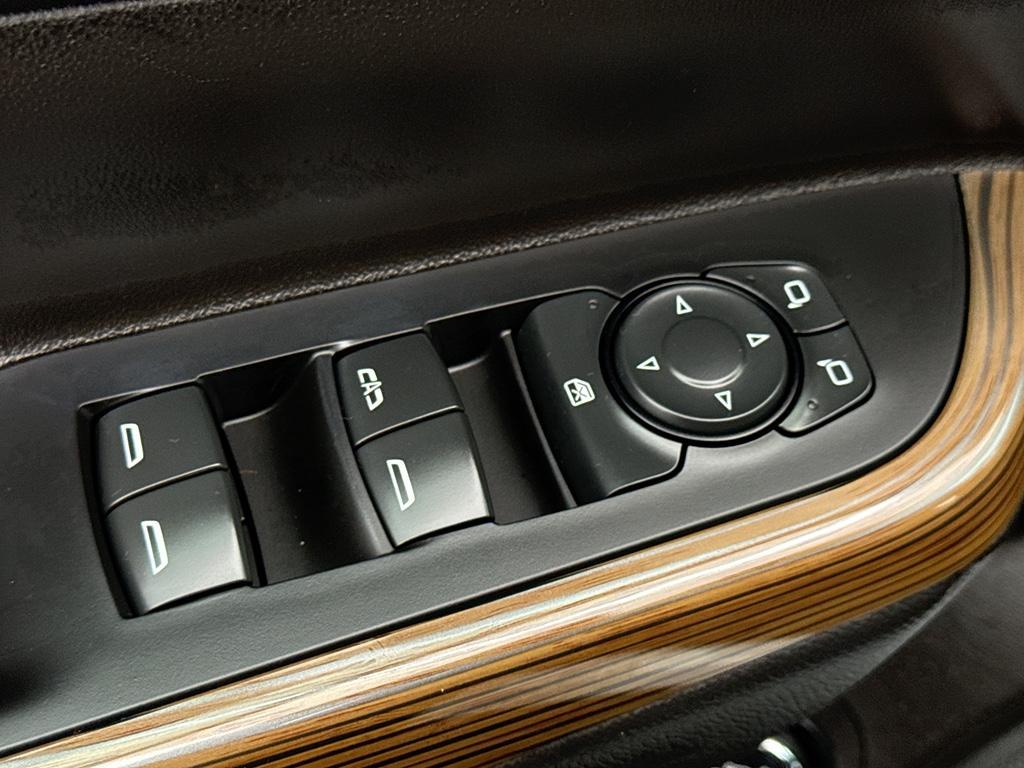 used 2023 GMC Acadia car, priced at $29,399