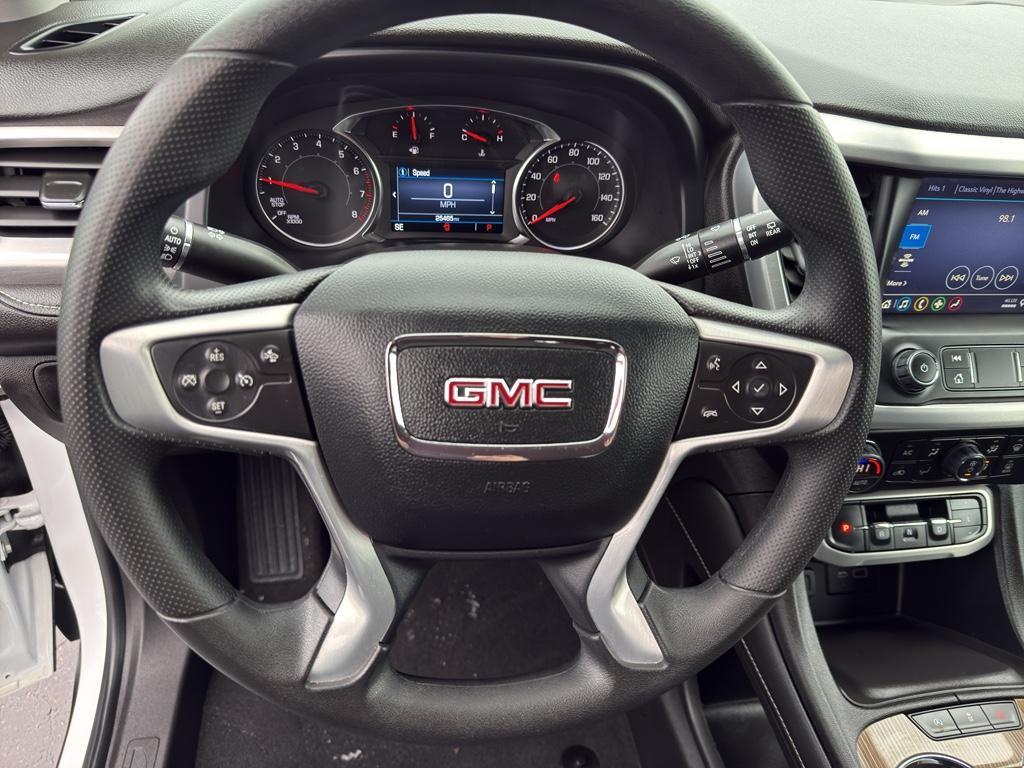 used 2023 GMC Acadia car, priced at $29,399