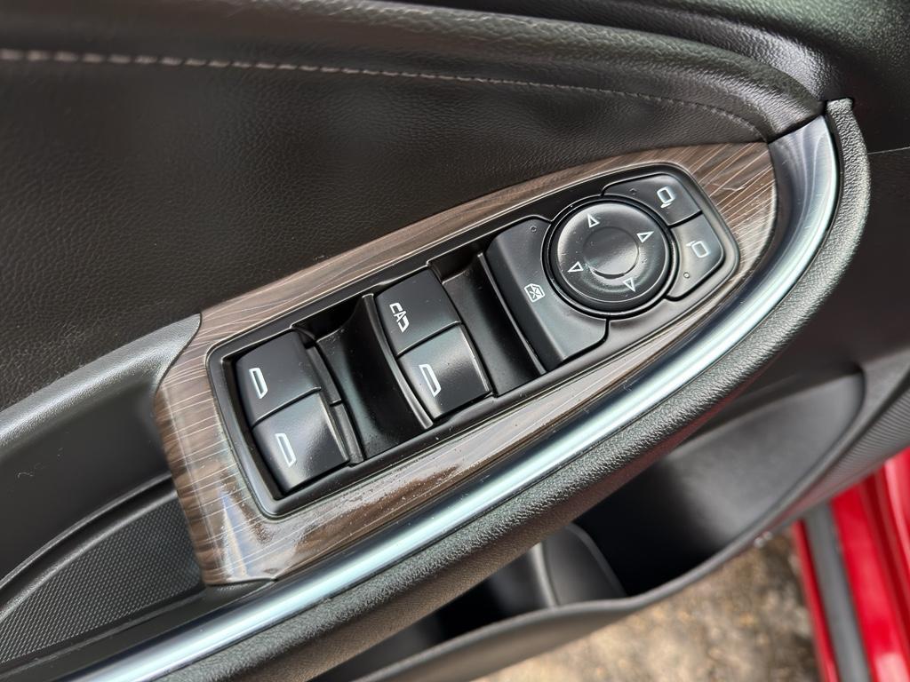 used 2024 Chevrolet Malibu car, priced at $18,995