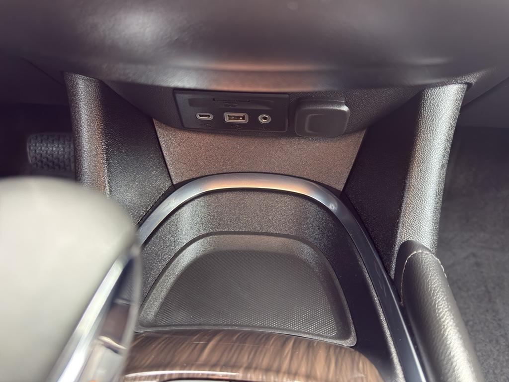 used 2024 Chevrolet Malibu car, priced at $18,995