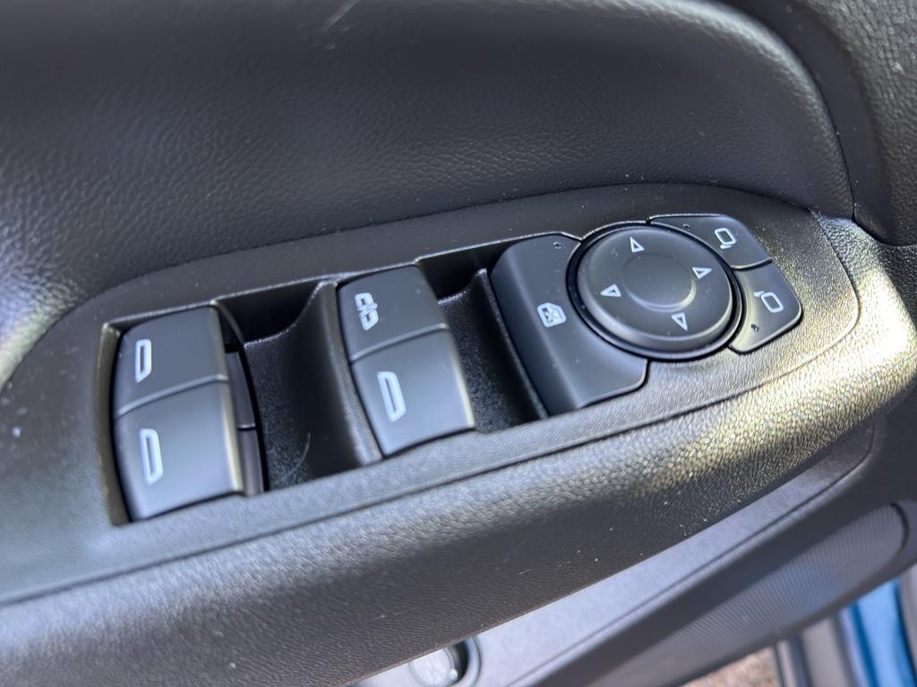 used 2020 Chevrolet Equinox car, priced at $15,695