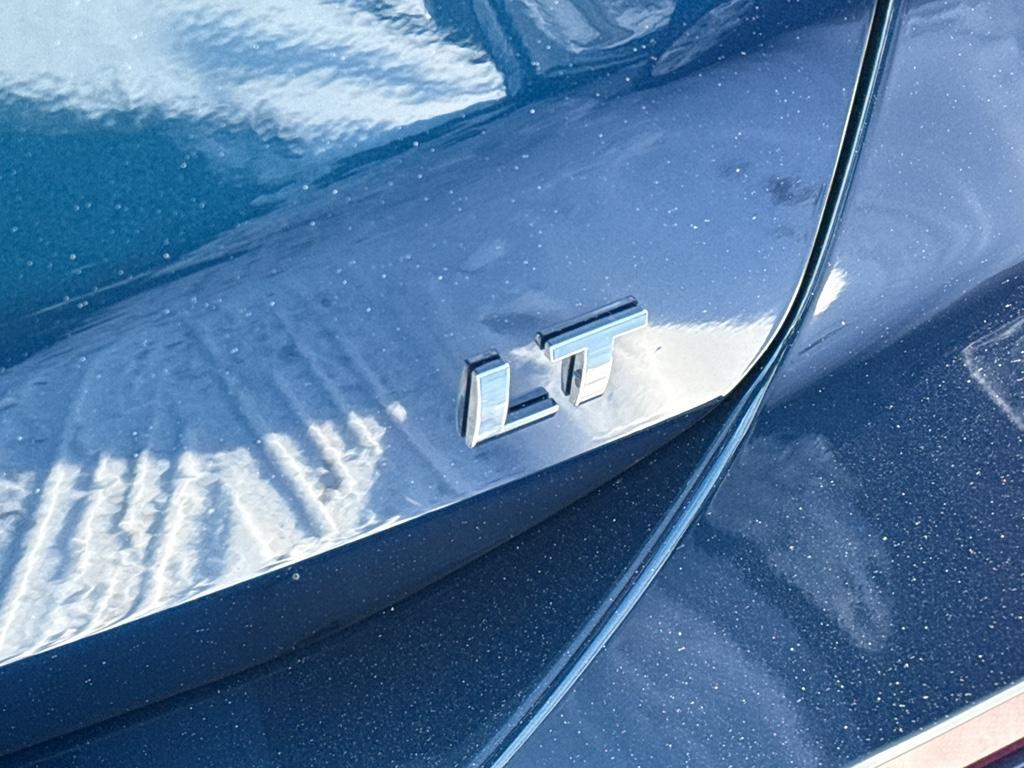 used 2020 Chevrolet Equinox car, priced at $15,695