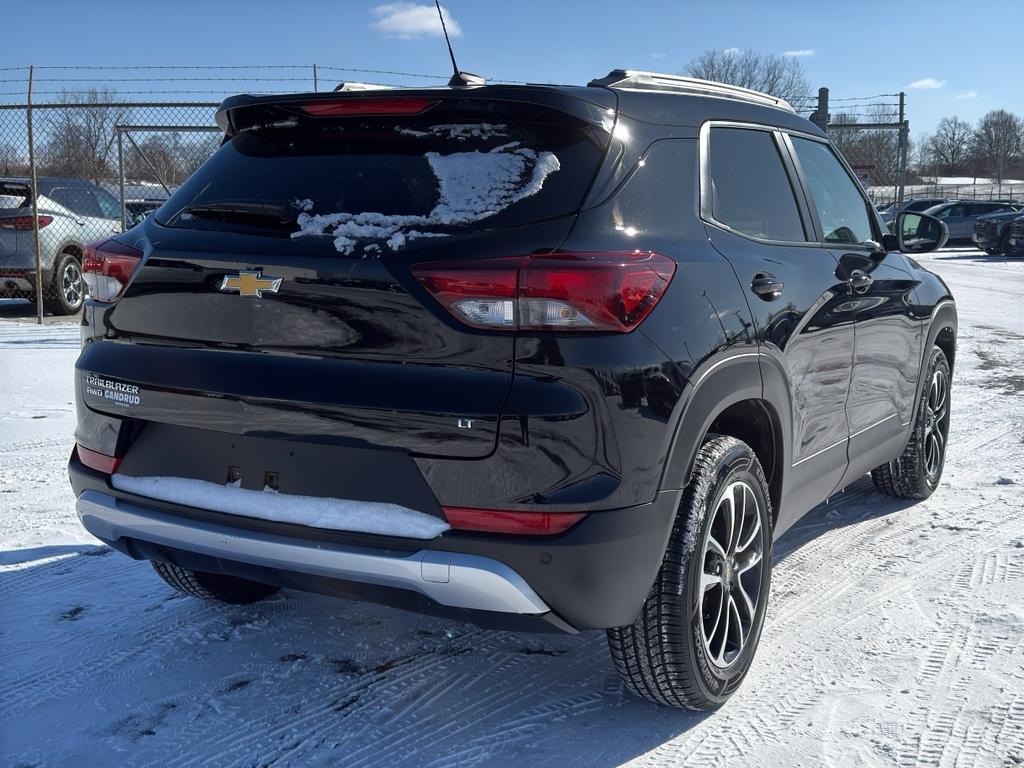 used 2024 Chevrolet TrailBlazer car, priced at $23,795