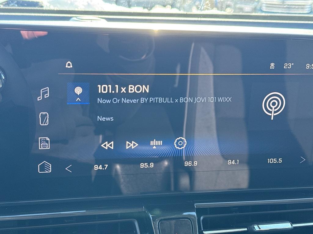 used 2024 Chevrolet TrailBlazer car, priced at $23,795