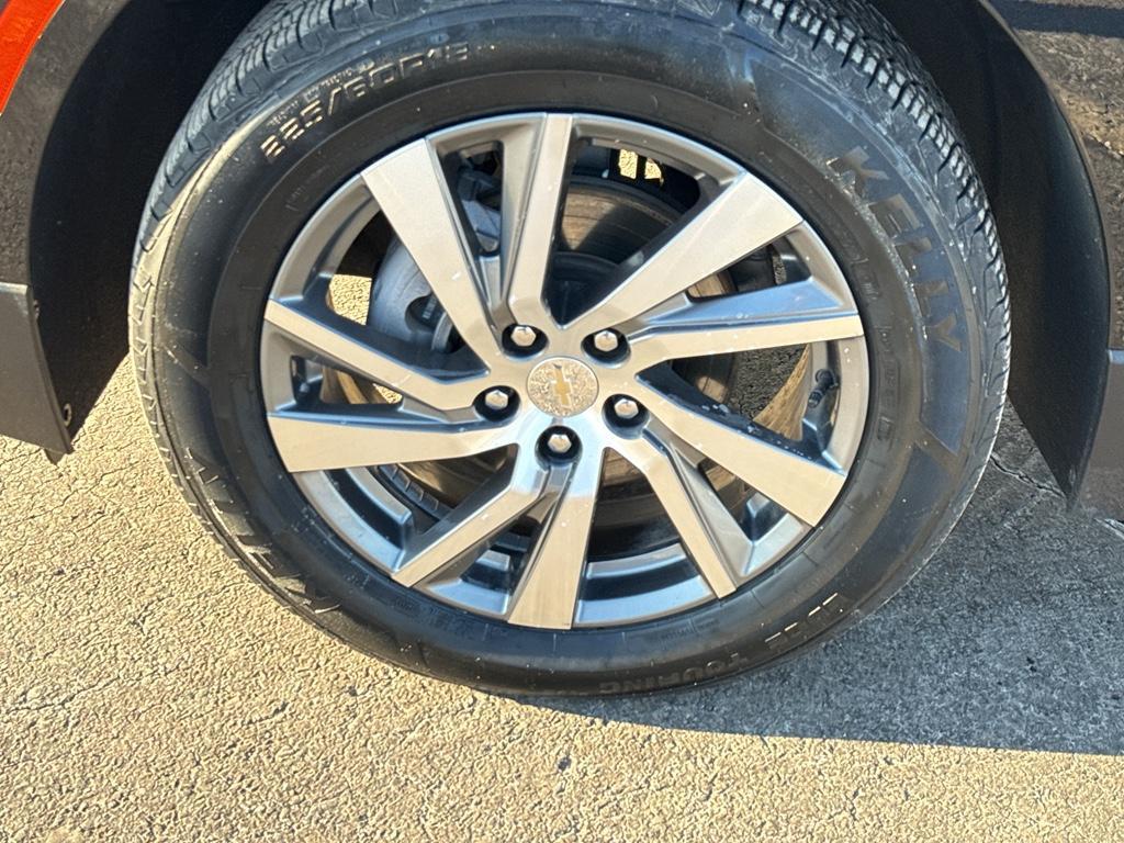 used 2024 Chevrolet Equinox car, priced at $23,295