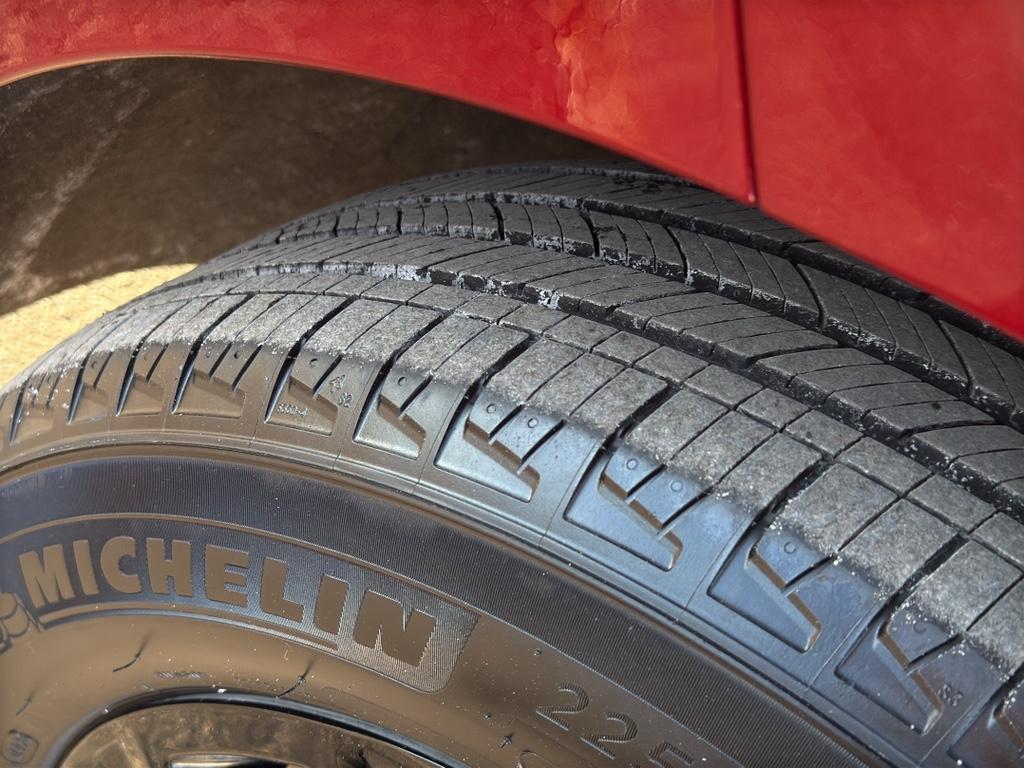 used 2023 Chevrolet Equinox car, priced at $23,495