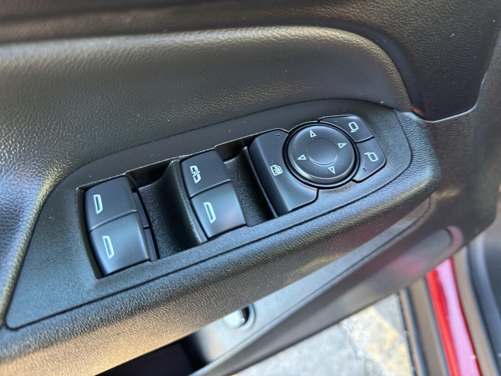 used 2023 Chevrolet Equinox car, priced at $23,495