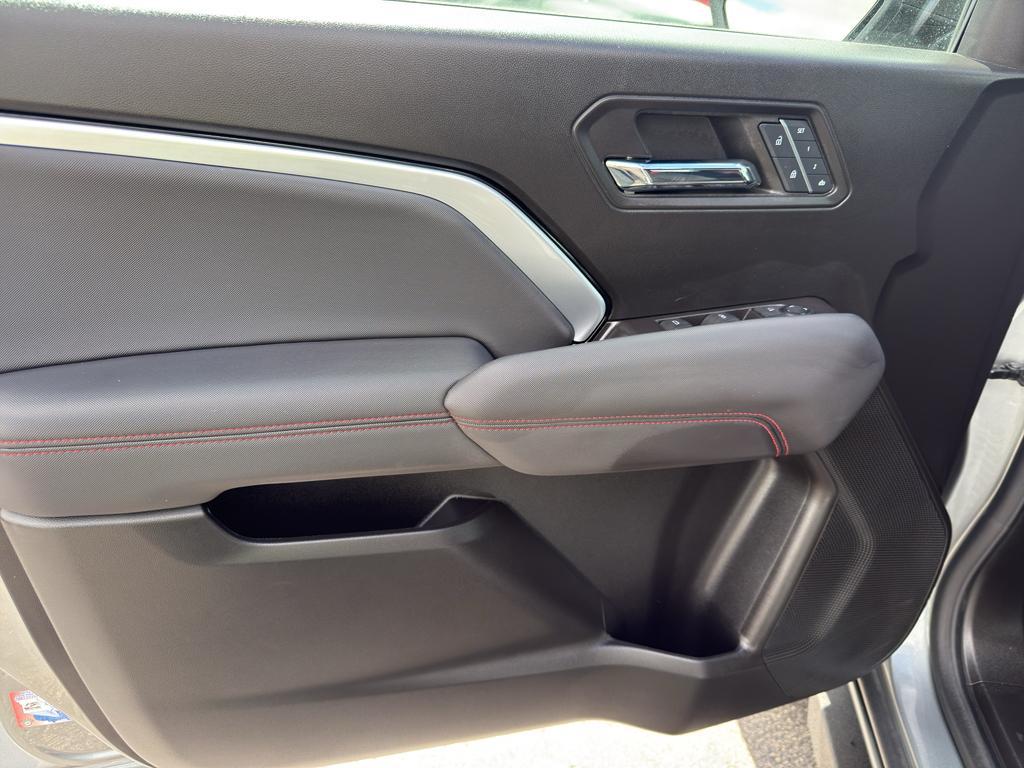 used 2024 Chevrolet Colorado car, priced at $40,995