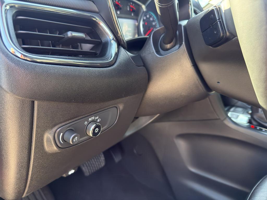 used 2023 Chevrolet Equinox car, priced at $26,195